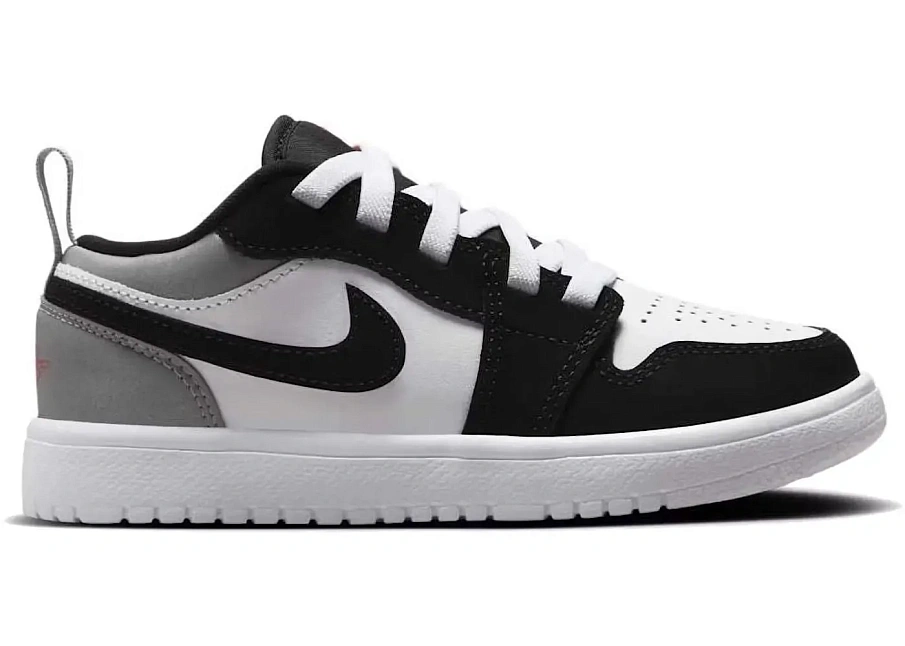 Фото № 1 с приближением к товару «‎Jordan 1 Low ALT SE»