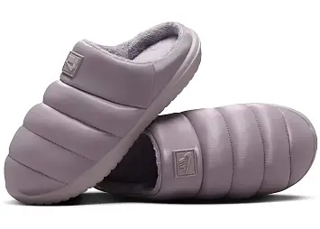 Nike Burrow SE (FZ7940-200)