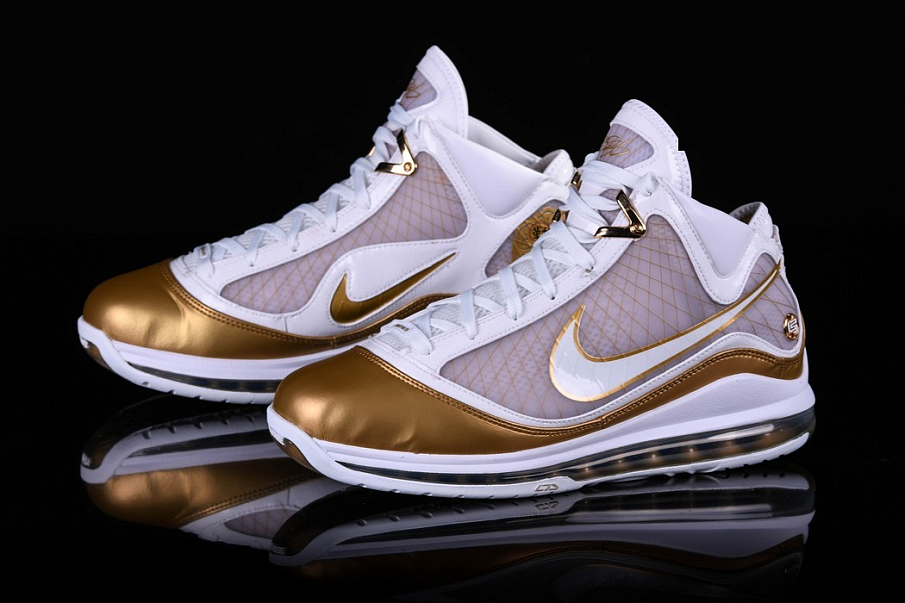 Фото № 2 с приближением к товару «‎Nike Lebron 7 QS China Moon »