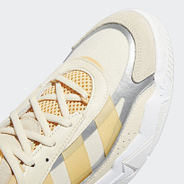 Фото № 2 с приближением к товару «‎Adidas »