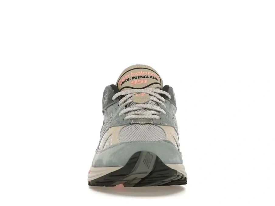 Фото № 2 с приближением к товару «‎New Balance 991»
