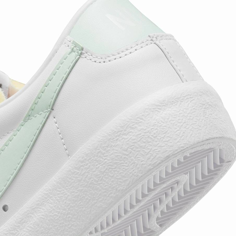 Фото № 5 с приближением к товару «‎Nike Blazer ’77 »