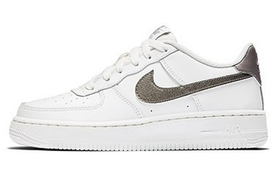 Фото № 1 с приближением к товару «‎Nike AIR FORCE 1 (GS) Low Metallic Silver»