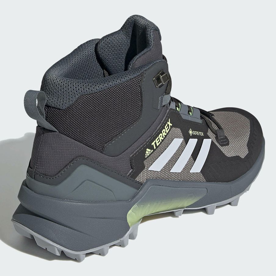 Фото № 2 с приближением к товару «‎Кроссовки Adidas SPAD541A1ZE-C11»