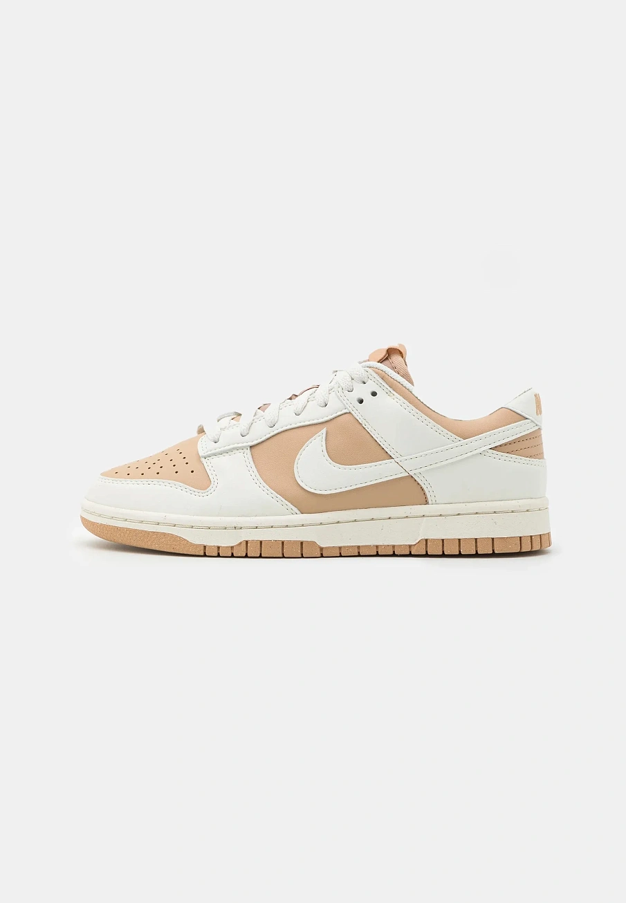 Фото № 1 с приближением к товару «‎DUNK LOW NEXT NATURE»