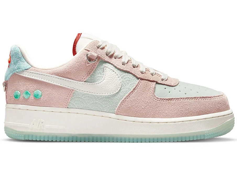 Фото № 1 с приближением к товару «‎Nike Air Force 1 Low Shapeless, Formless, Limitless Jade »
