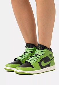 Фото № 3 с приближением к товару «‎AIR JORDAN 1 MID»