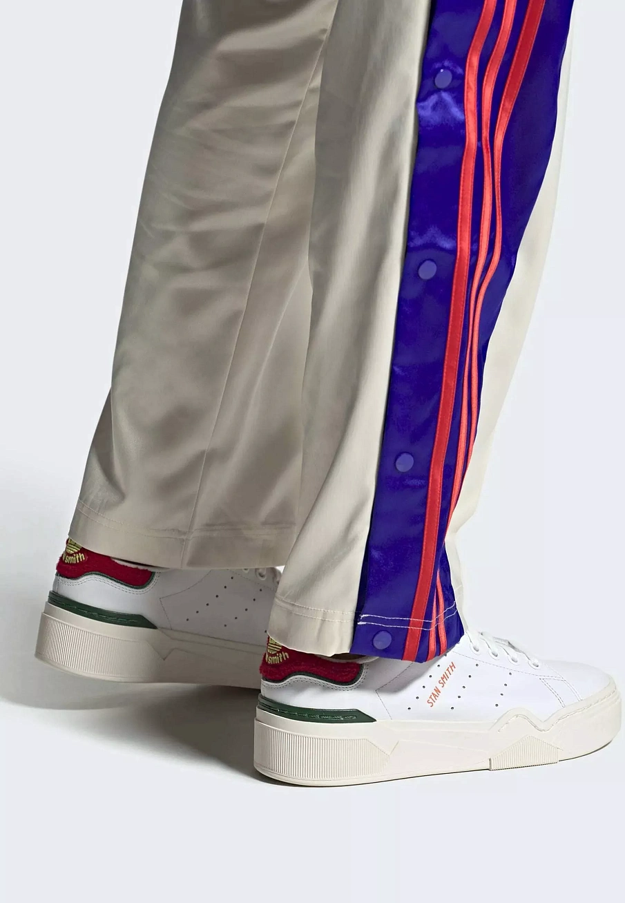 Фото № 1 с приближением к товару «‎STAN SMITH HER ICONS BBALL W»