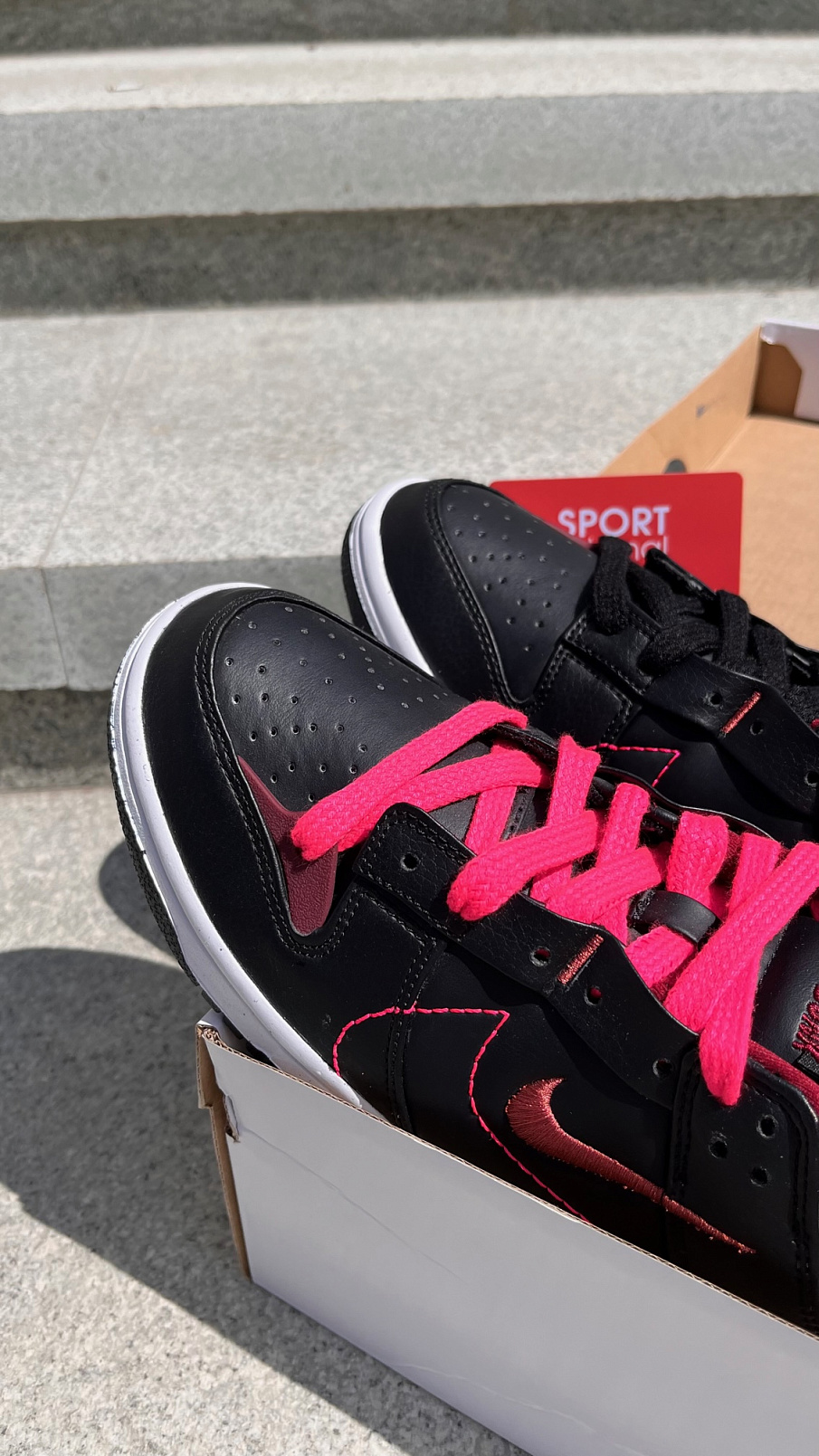 Фото № 2 с приближением к товару «‎Nike Dunk Low Disrupt 2 SYN»