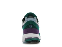 Фото № 4 с приближением к товару «‎New Balance 2002R»