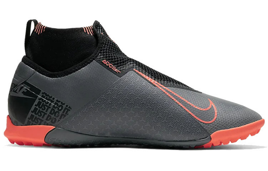 Фото № 2 с приближением к товару «‎Nike React Phantom Vision Pro Dynamic Fit TF»