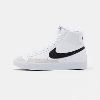 Фото № 1 с приближением к товару «‎Nike Blazer 77 »