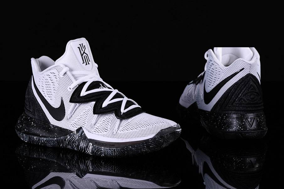 Фото № 2 с приближением к товару «‎Nike Kyrie 5 Oreo »