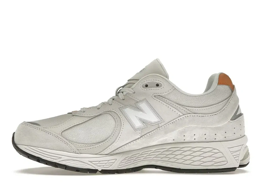 Фото № 3 с приближением к товару «‎New Balance 2002R»