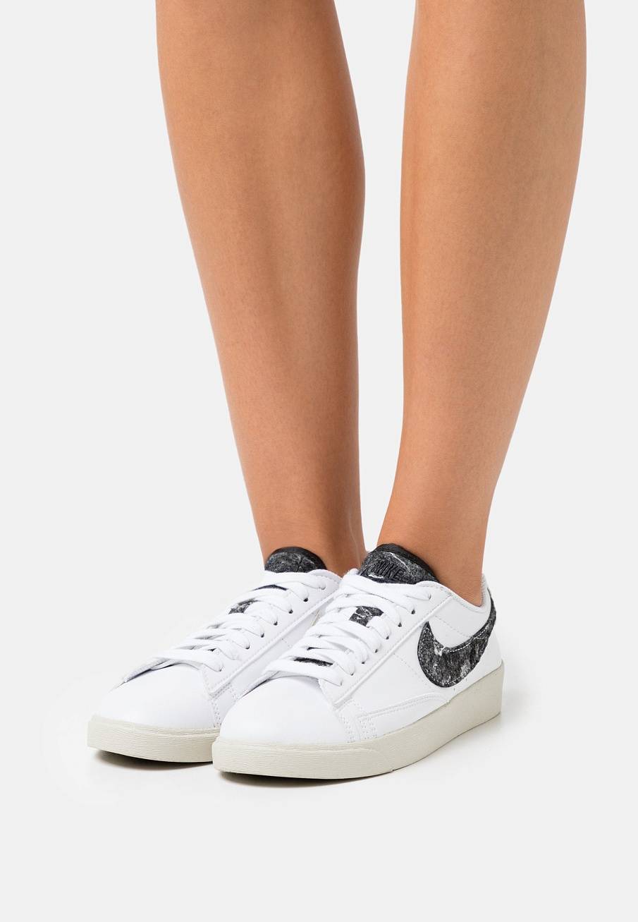 Фото № 2 с приближением к товару «‎Nike Blazer »