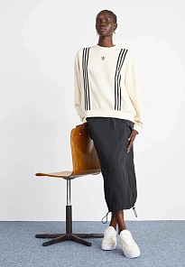 Фото № 4 с приближением к товару «‎FORUM»