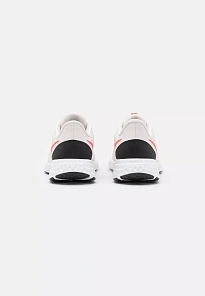 Фото № 3 с приближением к товару «‎SCHUHE REVOLUTION 5»
