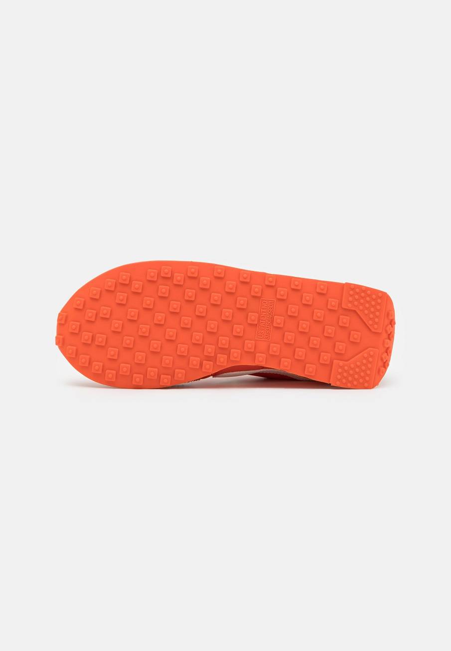 Фото № 5 с приближением к товару «‎Nike Waffle Trainer 2 »