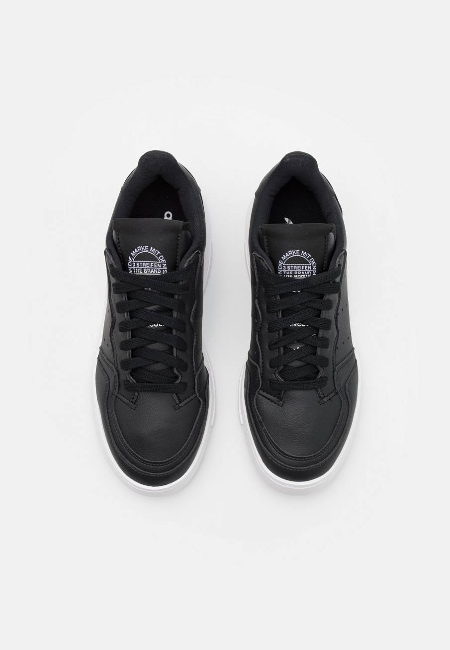 Фото № 4 с приближением к товару «‎Adidas Supercourt Vegan »