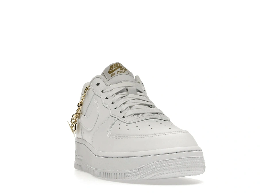 Фото № 2 с приближением к товару «‎Nike Air Force 1 Low LX White Pendant »