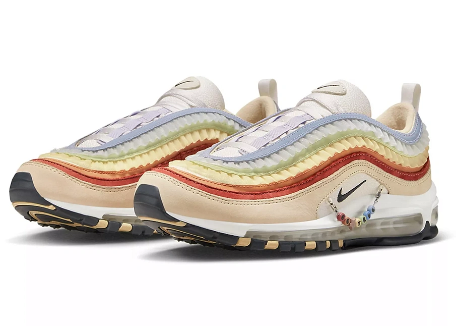 Фото № 1 с приближением к товару «‎Nike Air Max 97 Be True (2023)»