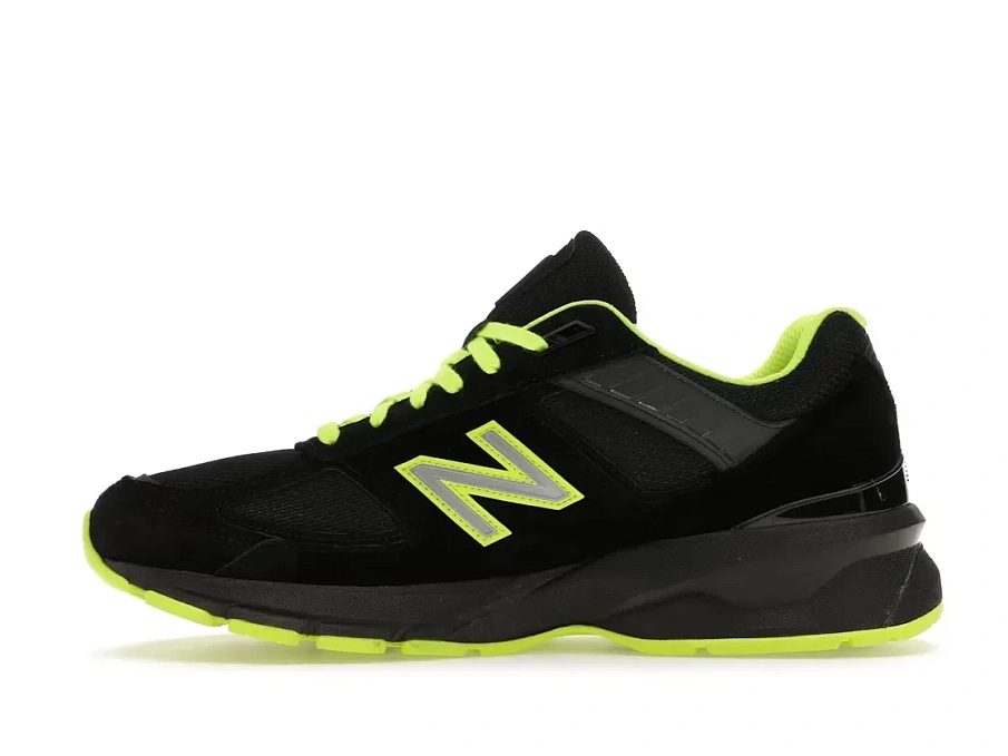 Фото № 3 с приближением к товару «‎New Balance 990v5»