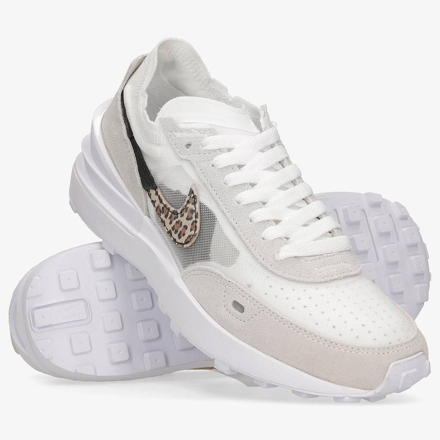 Фото № 4 с приближением к товару «‎Nike Waffle One SE»