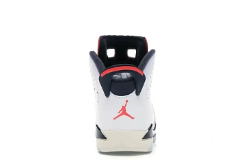 Jordan 6 Retro - 4