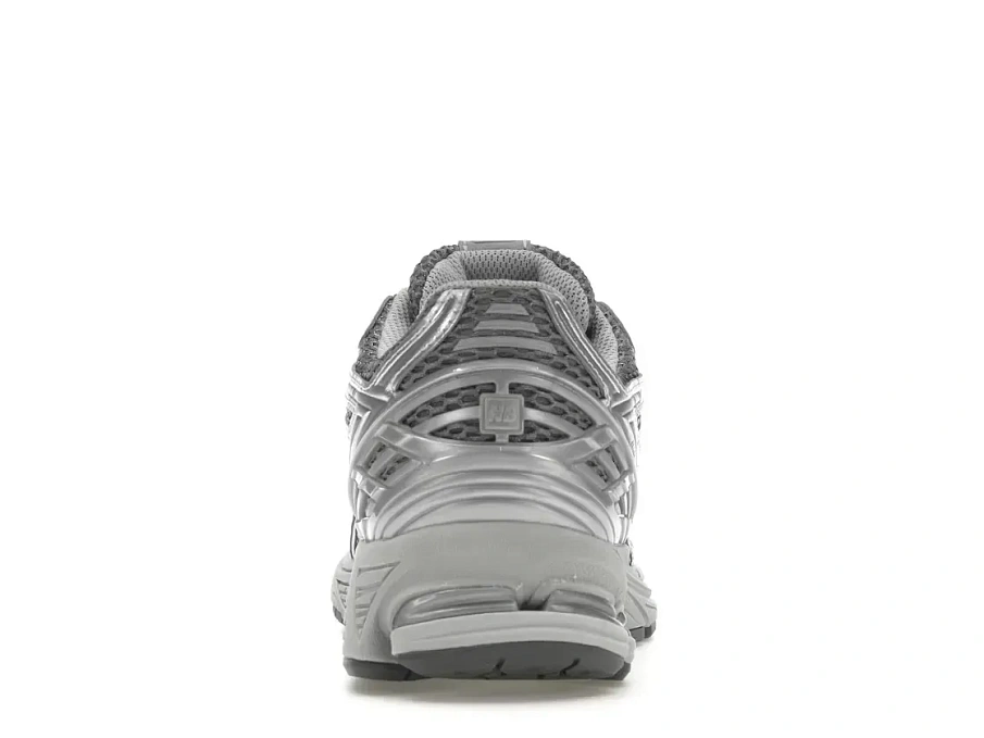 Фото № 4 с приближением к товару «‎New Balance 1906R»