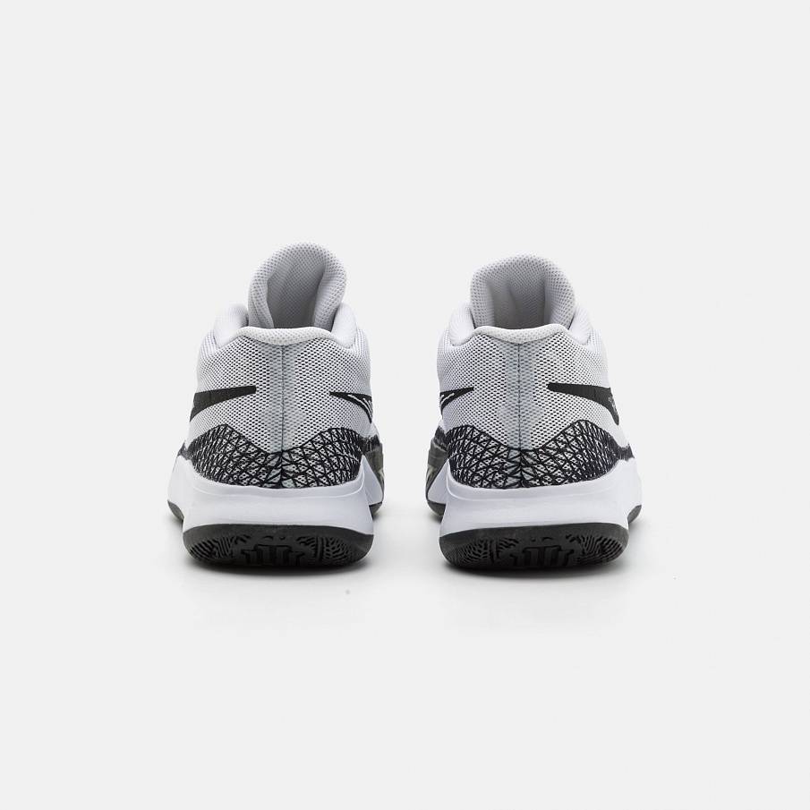 Фото № 3 с приближением к товару «‎Nike Kyrie Flytrap 6»