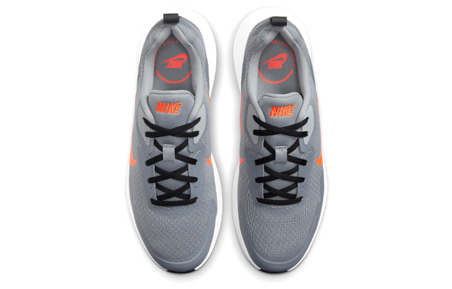 Фото № 4 с приближением к товару «‎ Nike Wearallday Running shoes»