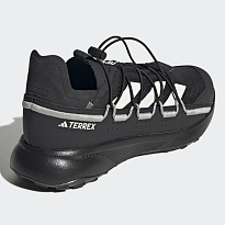 Фото № 4 с приближением к товару «‎Adidas»