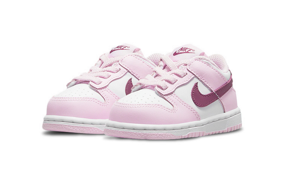 Фото № 2 с приближением к товару «‎Nike Dunk Low TD 'Valentine's Day'»