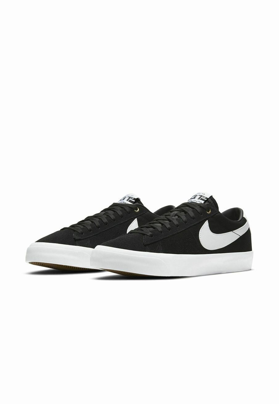 Фото № 1 с приближением к товару «‎Кроссовки Nike SPN1244A0G2-Q11»