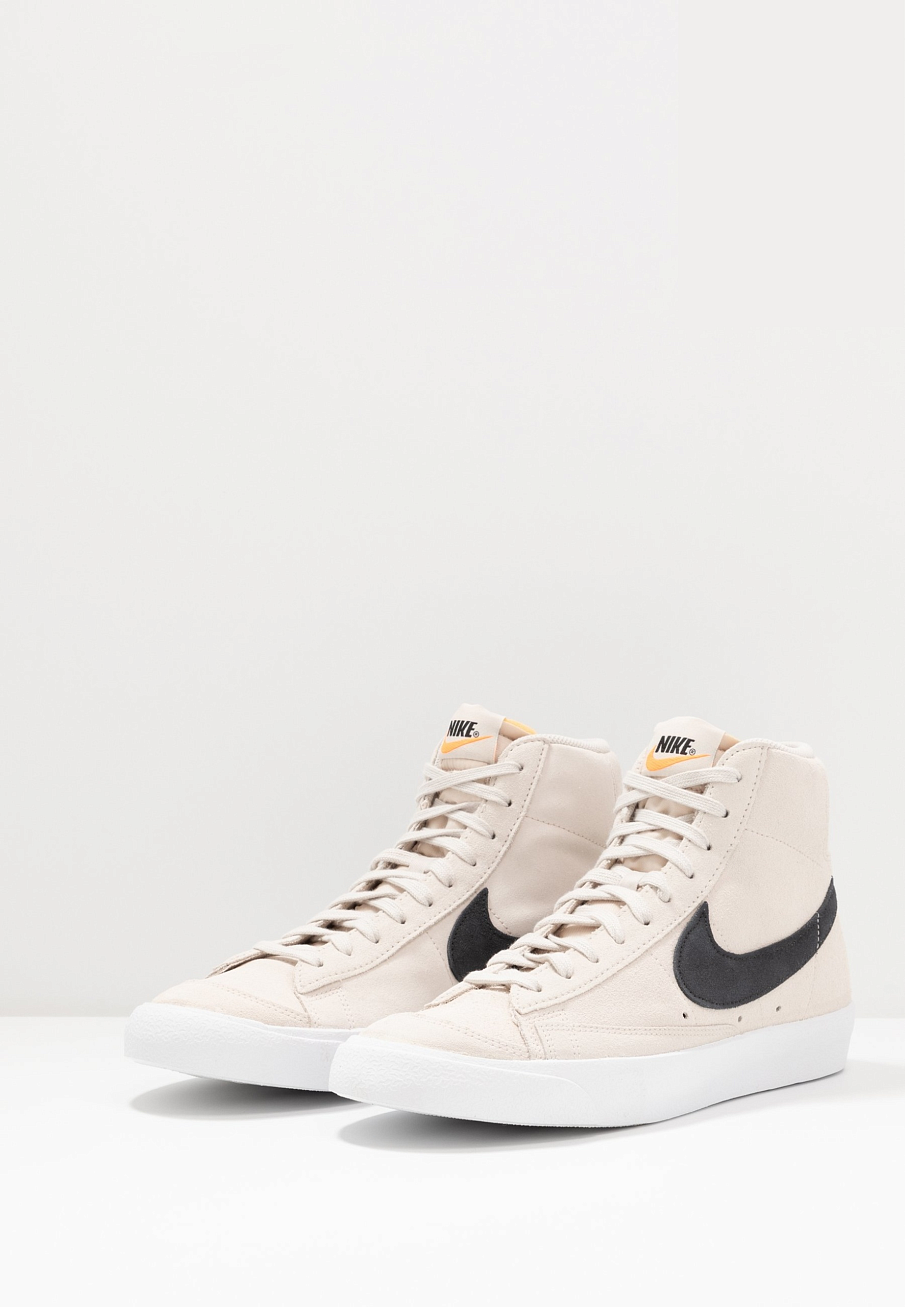 Фото № 3 с приближением к товару «‎Nike Blazer 77 »