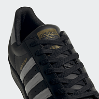 Фото № 4 с приближением к товару «‎Adidas Superstar»
