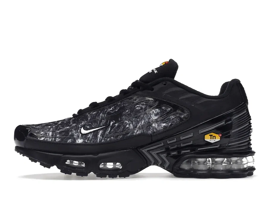 Фото № 3 с приближением к товару «‎Nike Air Max Plus 3 Black Graphic»