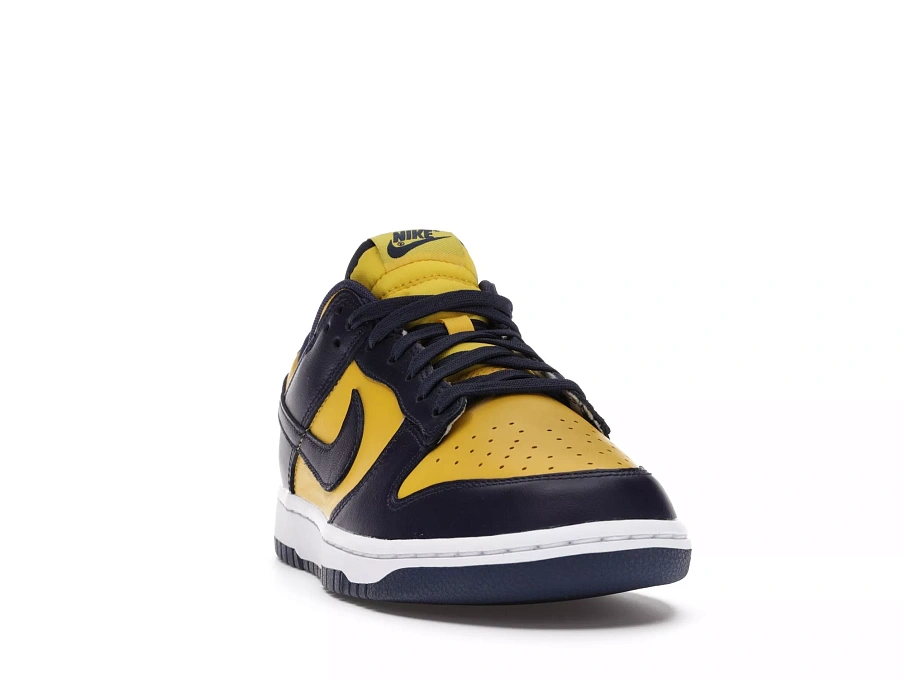 Фото № 4 с приближением к товару «‎Nike Dunk Low Michigan (2021)»