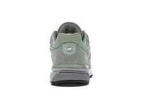 Фото № 4 с приближением к товару «‎New Balance 990v4»