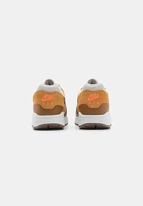 Фото № 3 с приближением к товару «‎AIR MAX 1 »