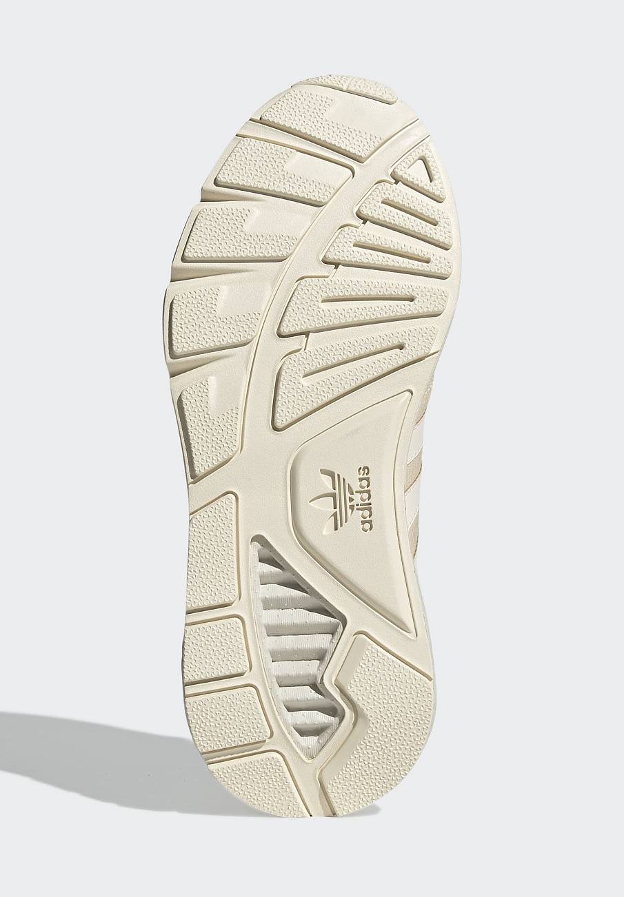 Фото № 5 с приближением к товару «‎Кроссовки Adidas SPAD111A1RL-A11»