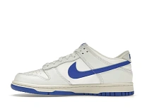 Фото № 3 с приближением к товару «‎Nike Dunk Low»