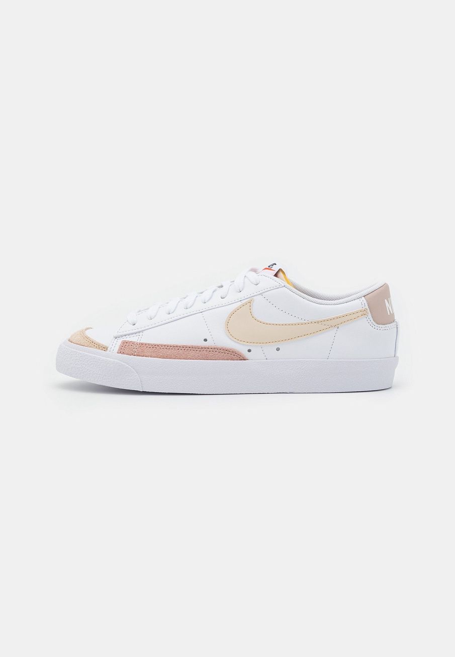 Фото № 1 с приближением к товару «‎Nike Blazer ’77 »