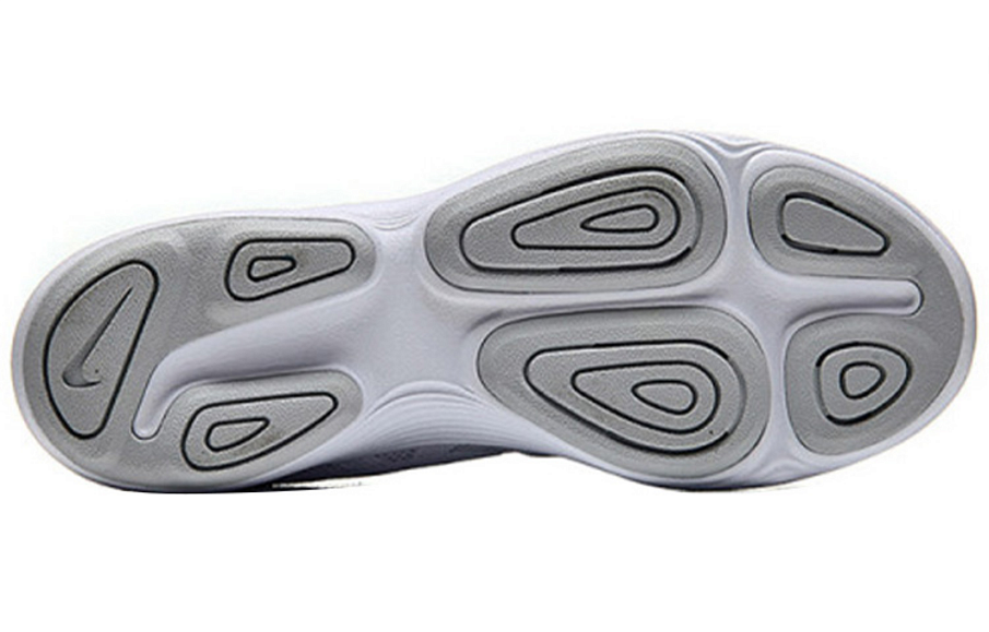 Фото № 4 с приближением к товару «‎Nike Revolution 4 Running Shoes White»