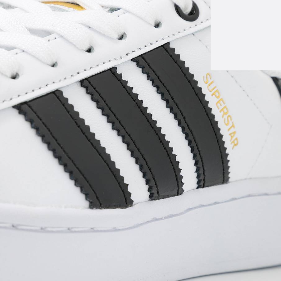 Фото № 3 с приближением к товару «‎Adidas Superstar Bold »