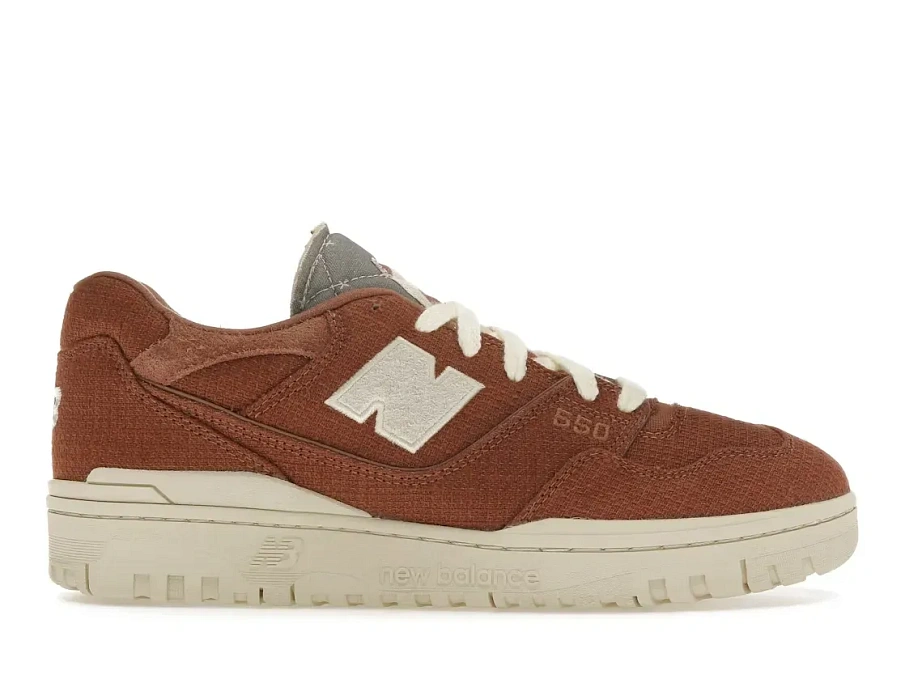 Фото № 1 с приближением к товару «‎New Balance 550»