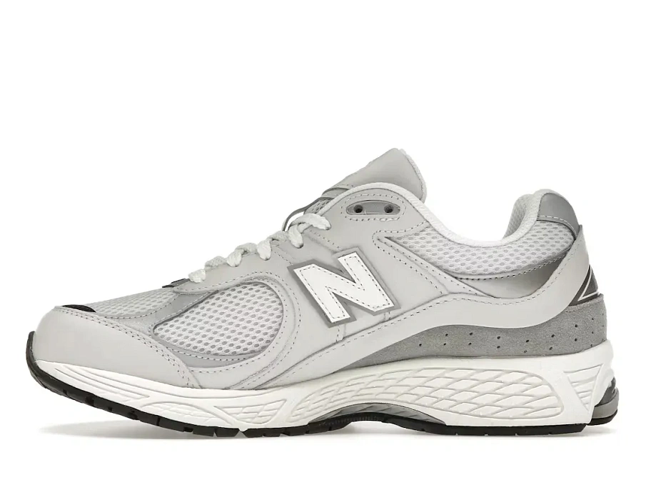 Фото № 3 с приближением к товару «‎New Balance 2002R»