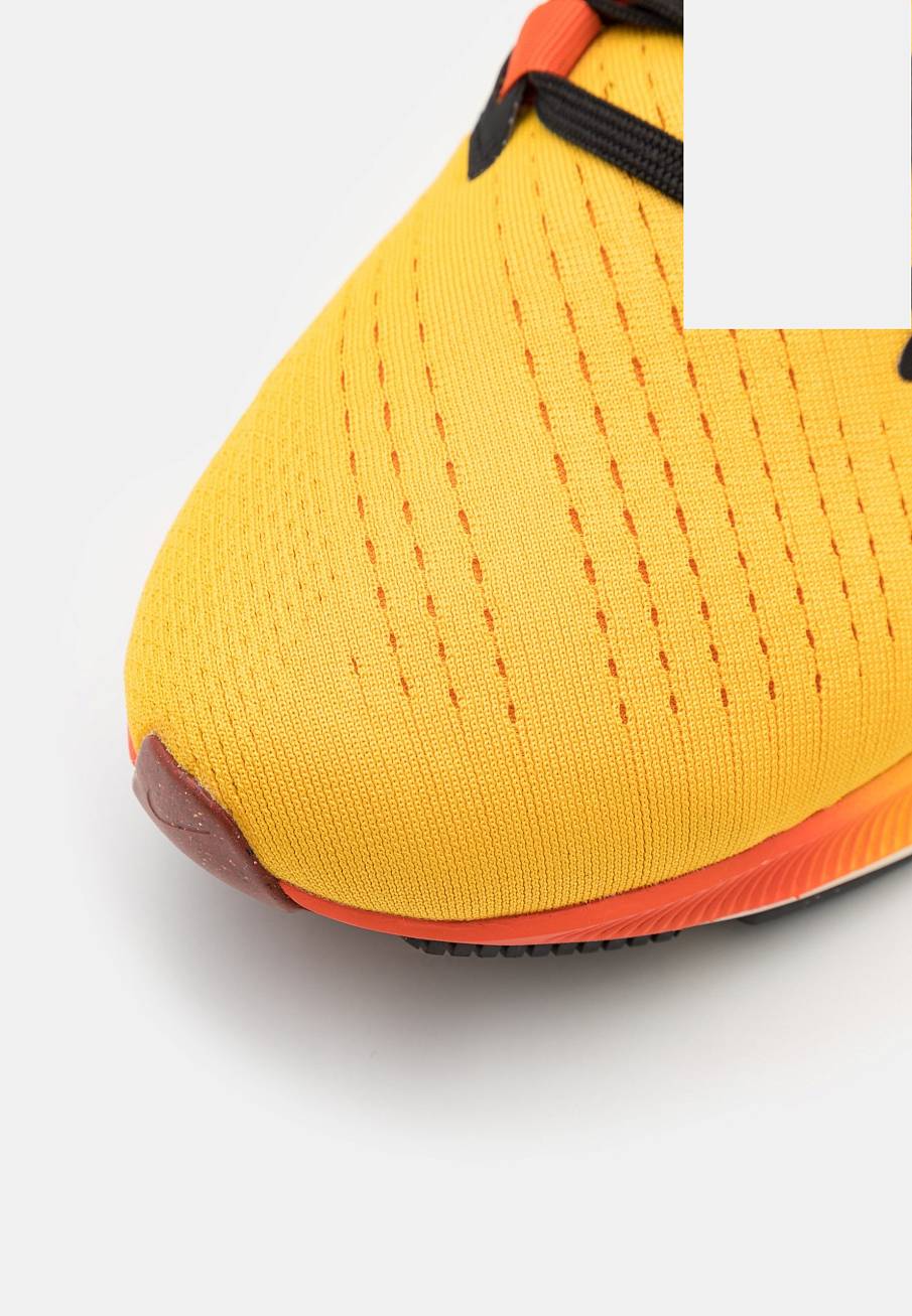 Фото № 5 с приближением к товару «‎Nike Air Zoom Pegasus 38 Hkne»