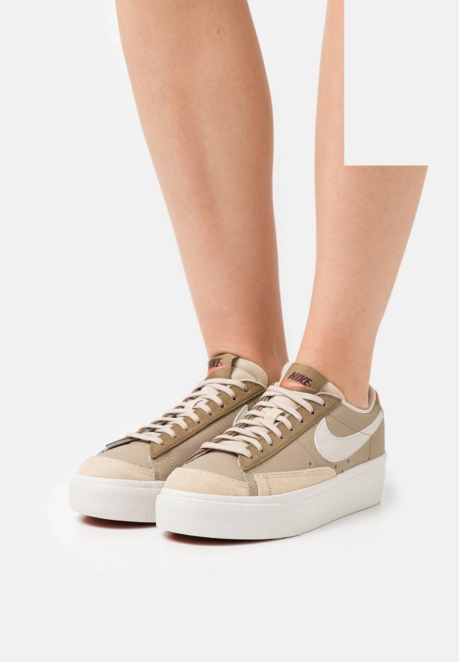 Фото № 1 с приближением к товару «‎Nike Blazer Platform SP »