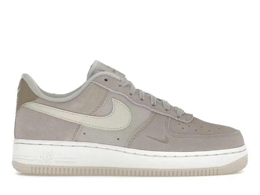 Фото № 1 с приближением к товару «‎Nike Air Force 1 Low '07»